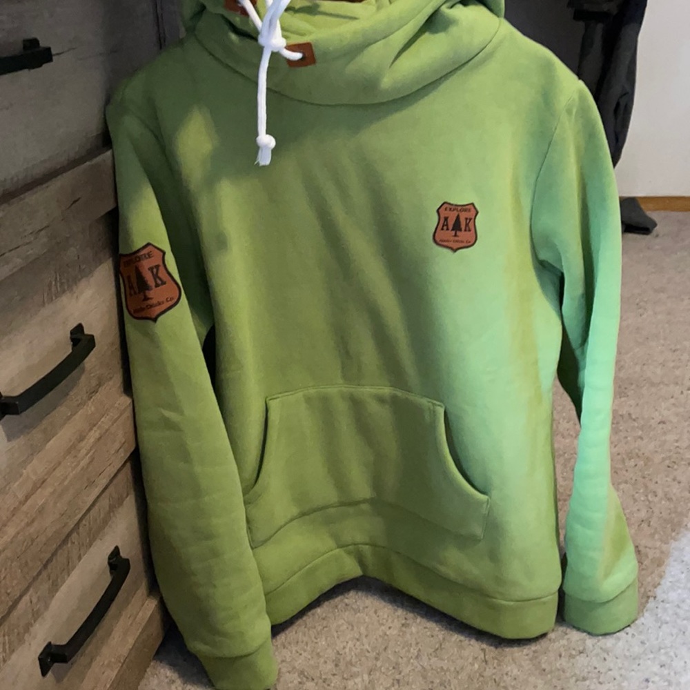 Green sweatshirt